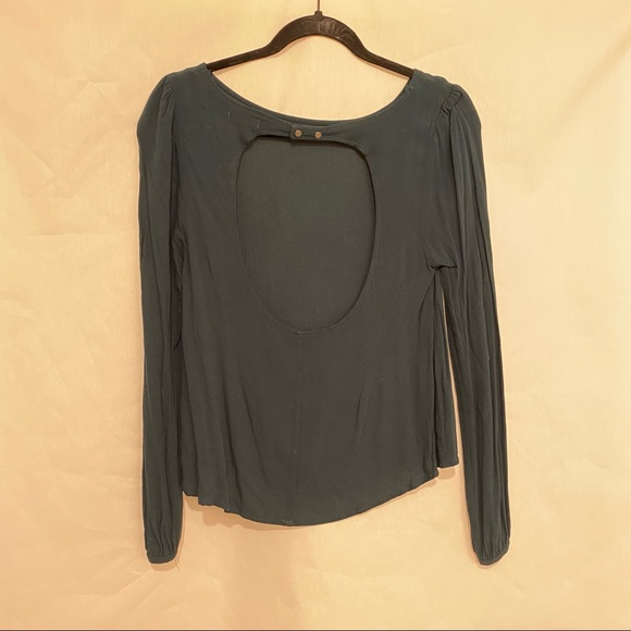 GXF Backless Long-Sleeve Blouse - Picture 6 of 7